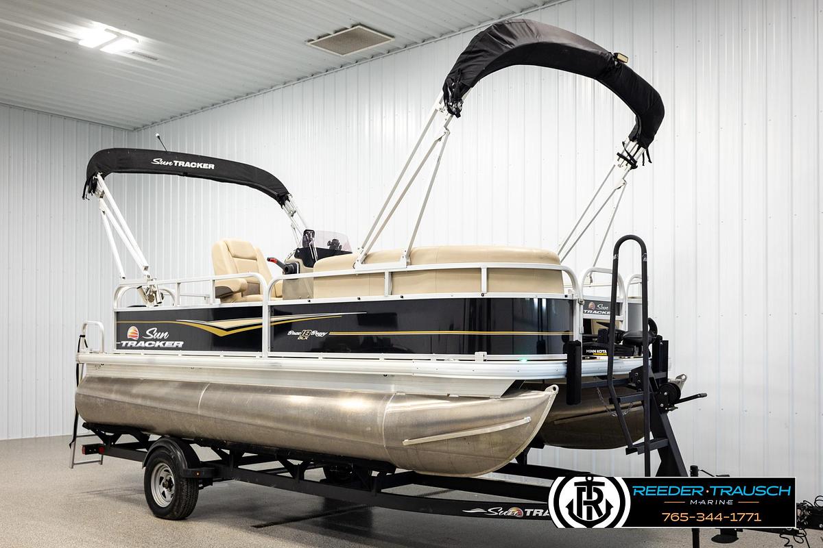 Used 2022 Suntracker Bass Buggy 18 DLX