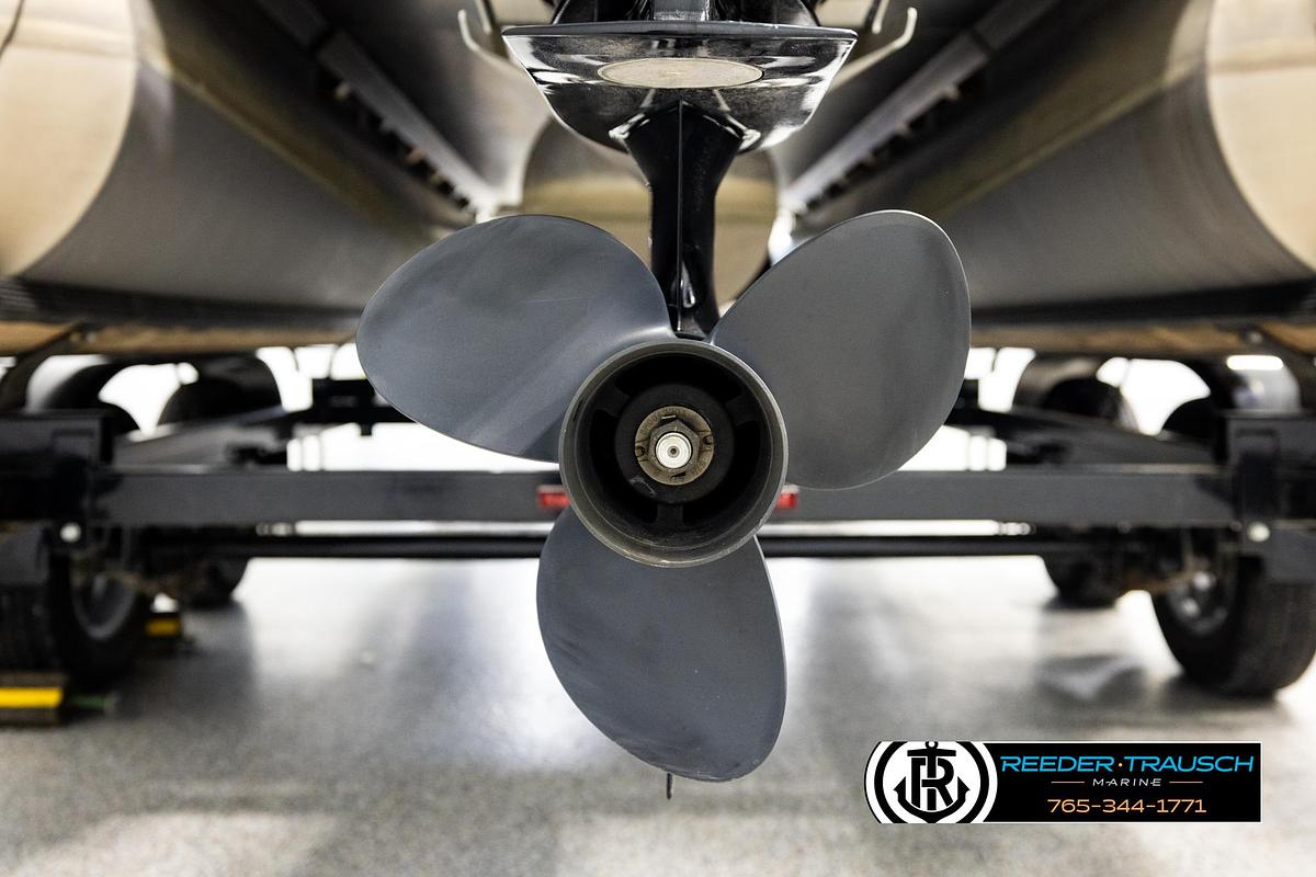 Used 2012 Bennington 22 SL