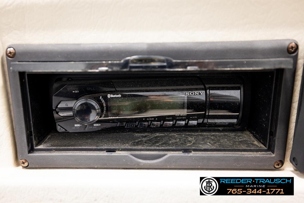Used 1999 Manitou