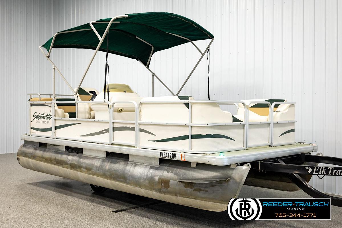Used 2003 Godfrey Sweetwater 60
