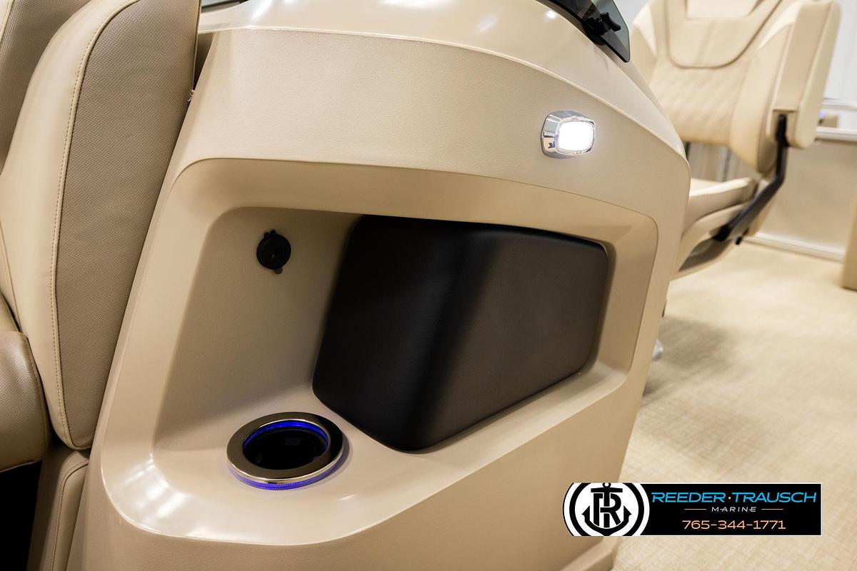 2026 Avalon LSZ Entertainer