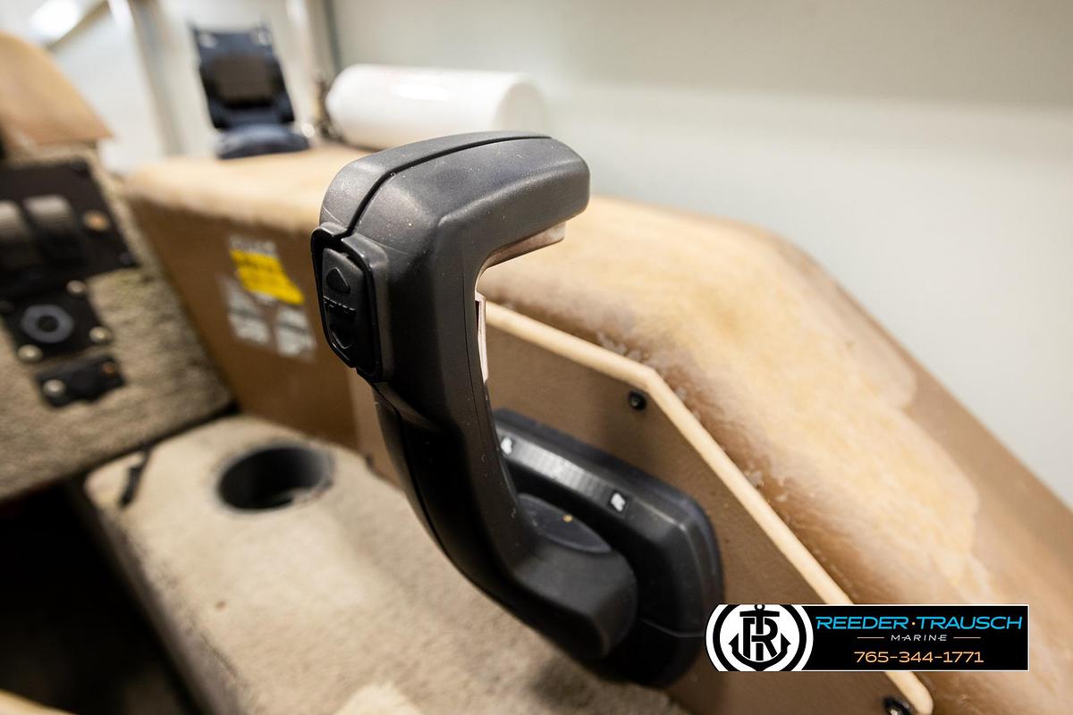 Used 1996 Sun Tracker SF 2000