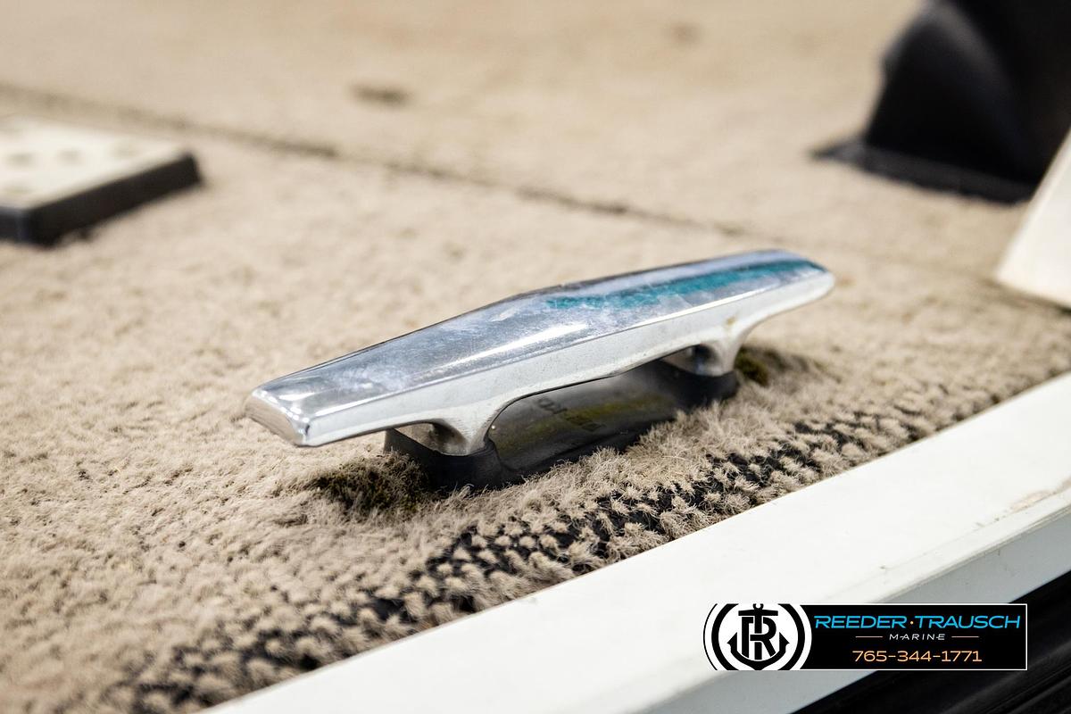 Used 1996 Sun Tracker SF 2000