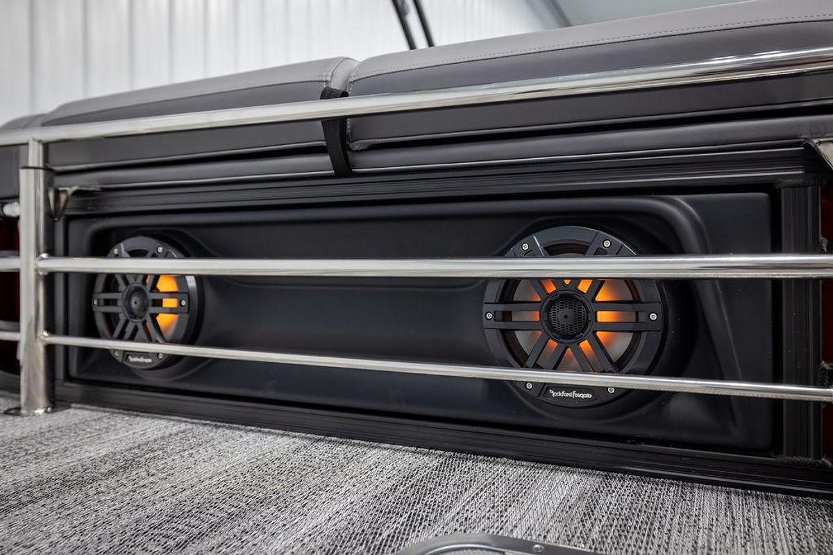 2025 Bennington 22 MSBSE