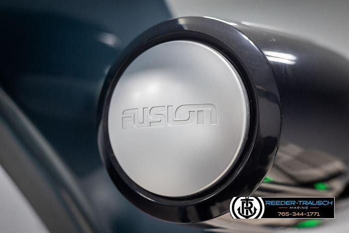 2025 Avalon Excalibur VRBW