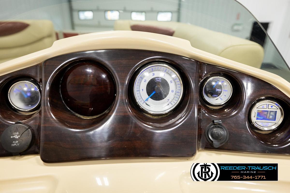 Used 2017 Sylvan 818 Mirage Cr