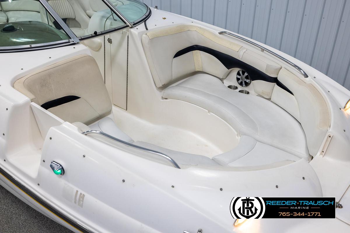 Used 2002 Chaparral 243 Sunesta