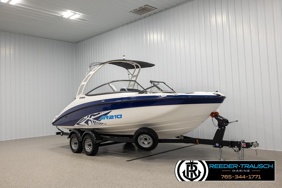 Used 2022 Yamaha AR210
