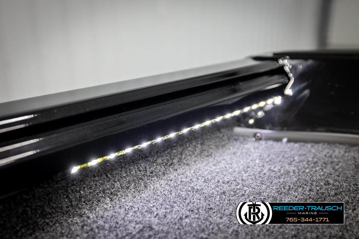 2025 Lund 1975 Renegade