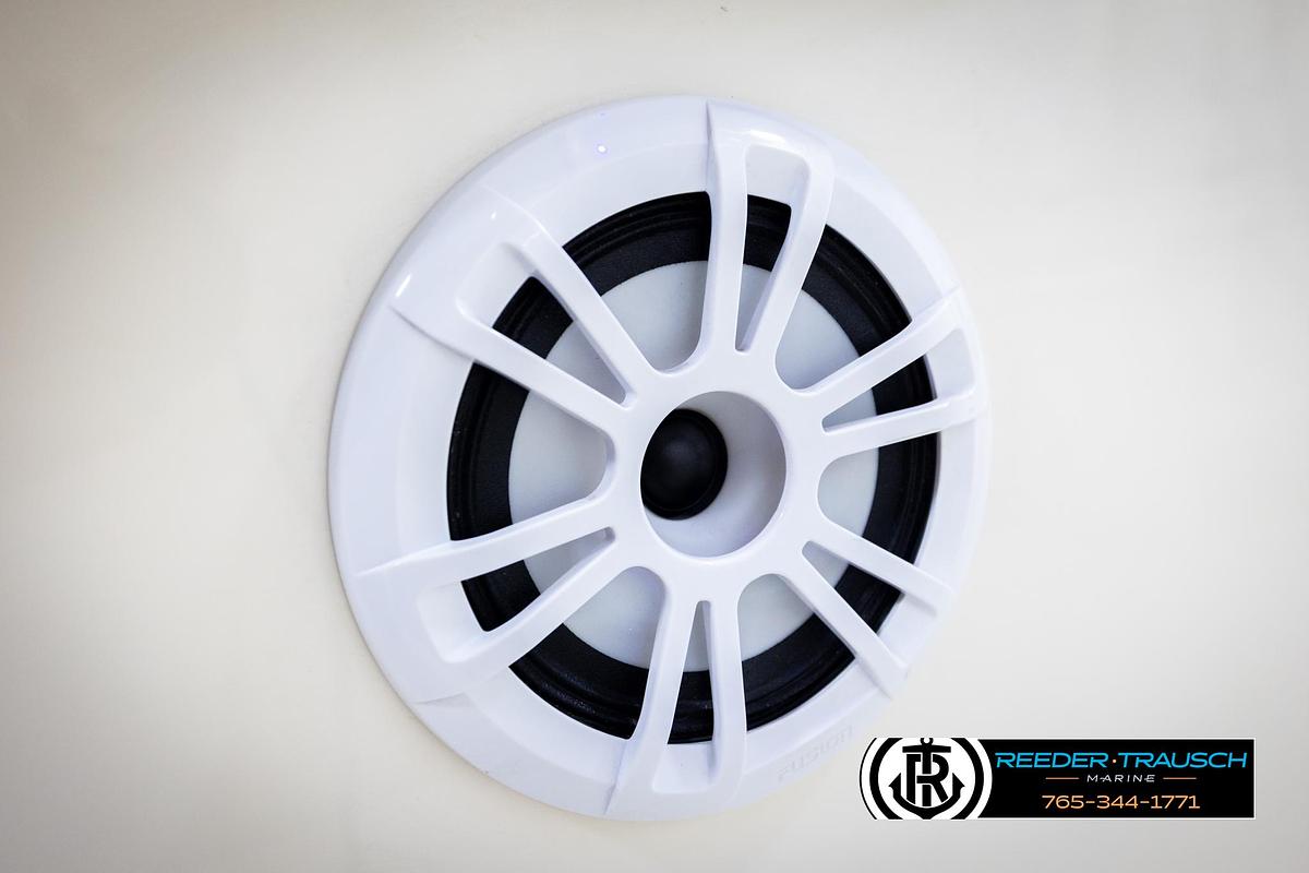 Used 2020 Stingray 236 CC