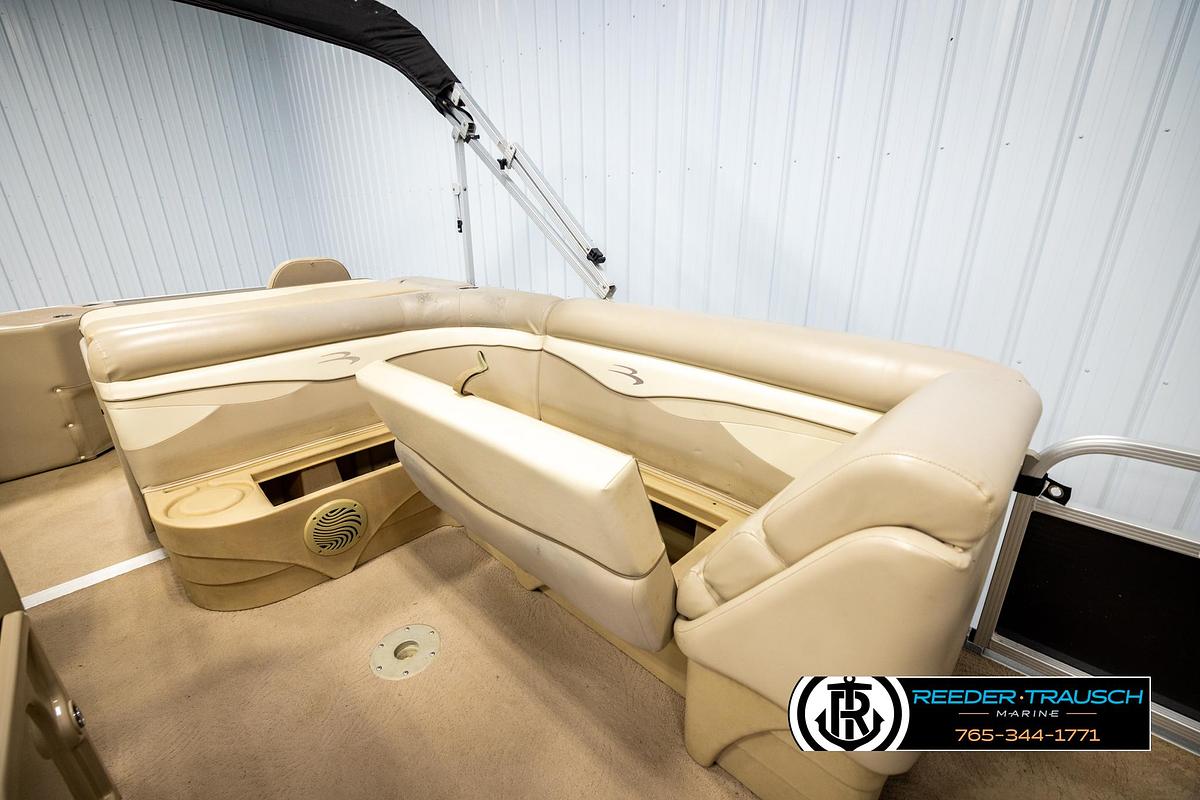 Used 2011 Bennington 22 SFI