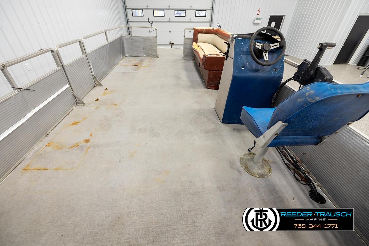 Used 1988 Harris Sunliner