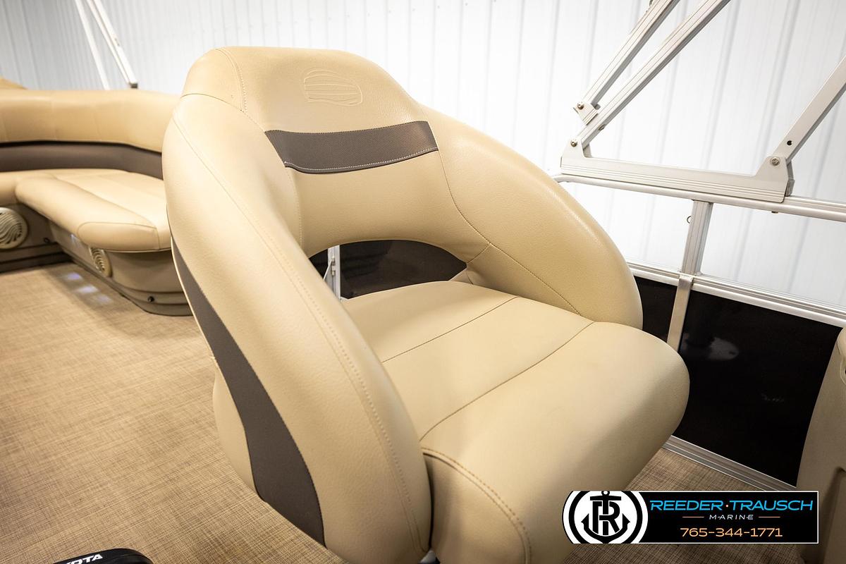 Used 2022 Suntracker Bass Buggy 18 DLX