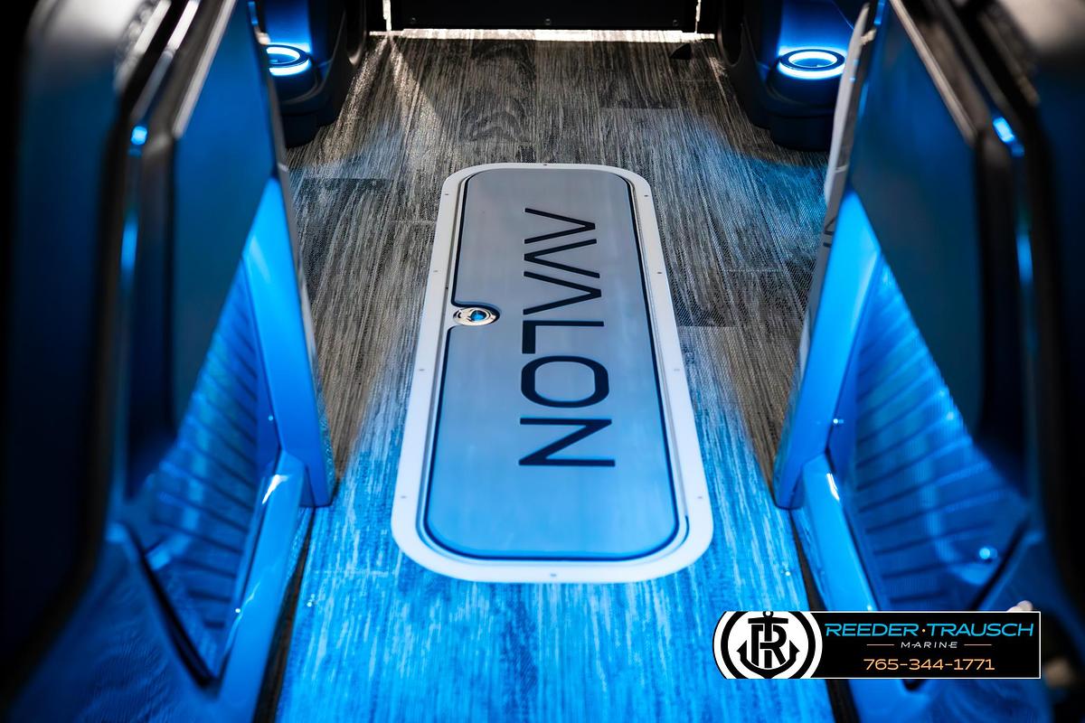 2025 Avalon Excalibur LTD QLW