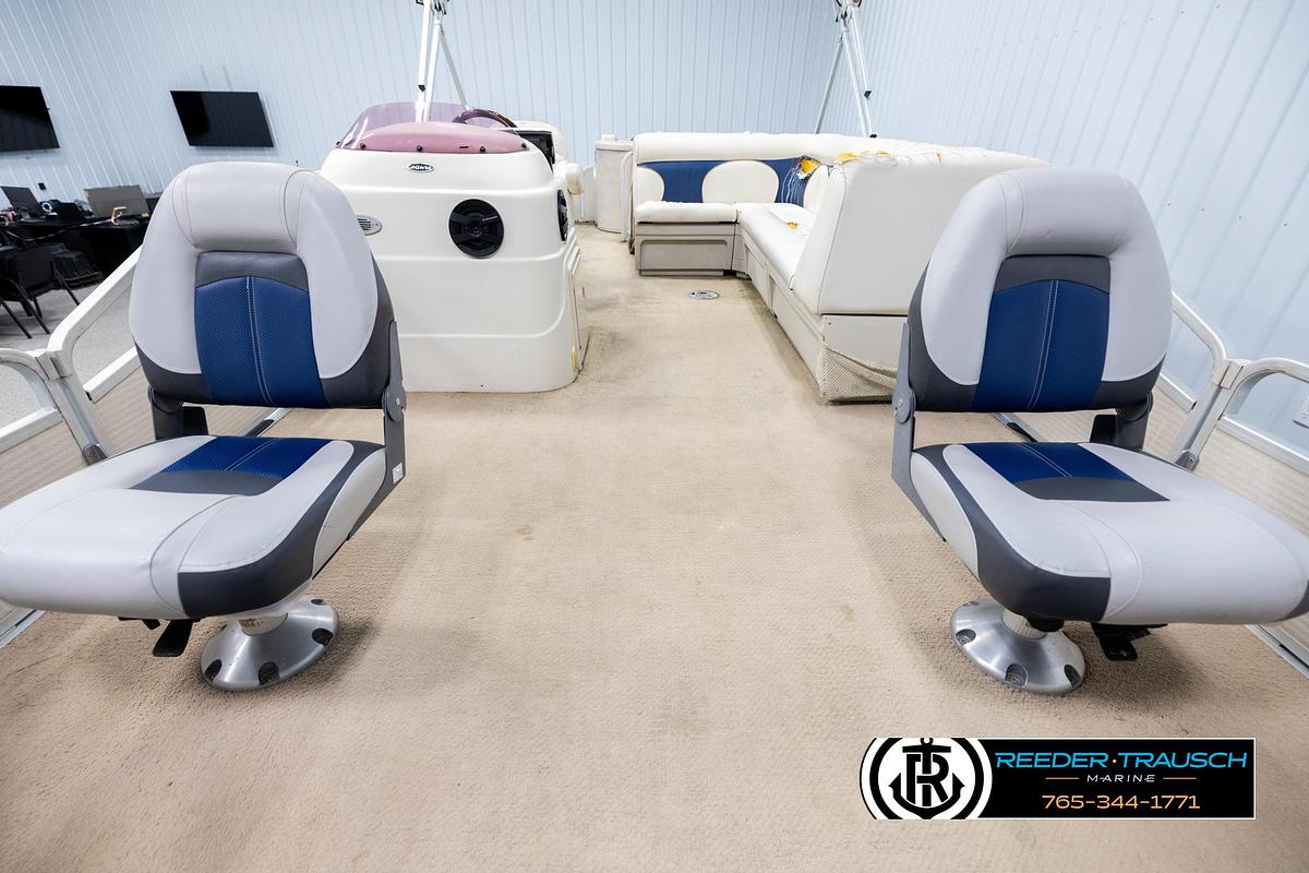 Used 2007 Premier 2223 Navigator