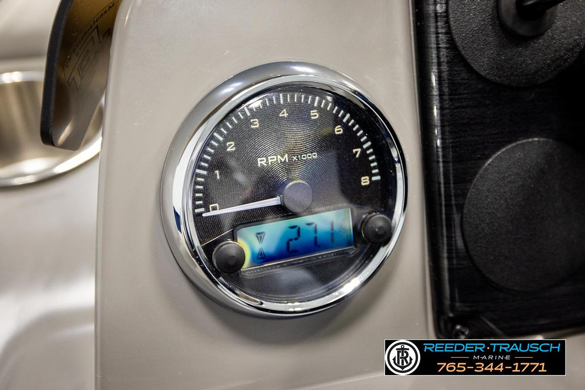 Used 2025 Avalon VEN RF