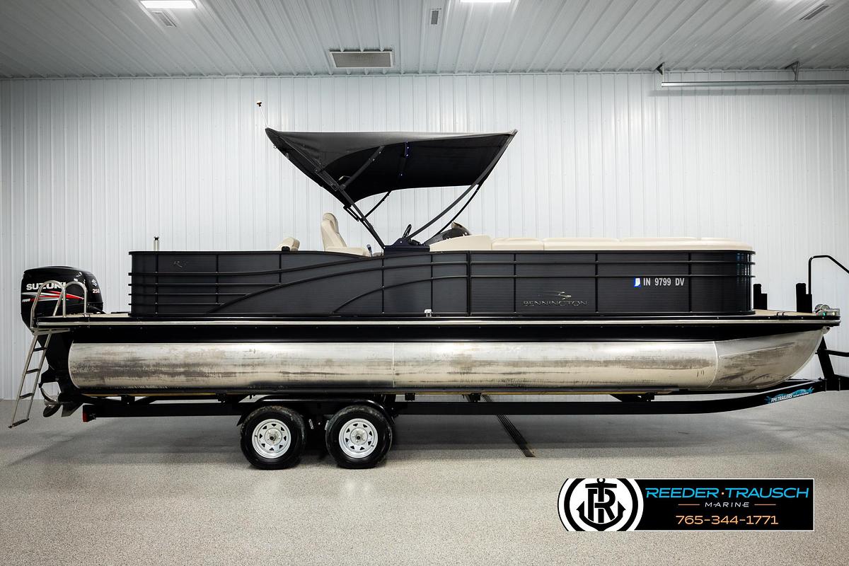 Used 2015 Bennington 2575 RCWL
