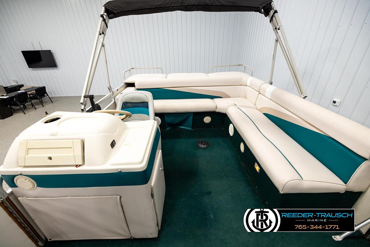 Used 1998 Godfrey SW2423