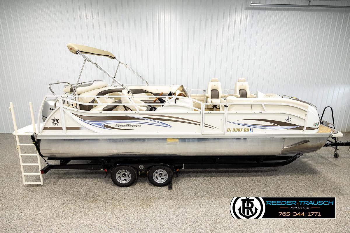 Used 2006 JC Suntoon 23TT