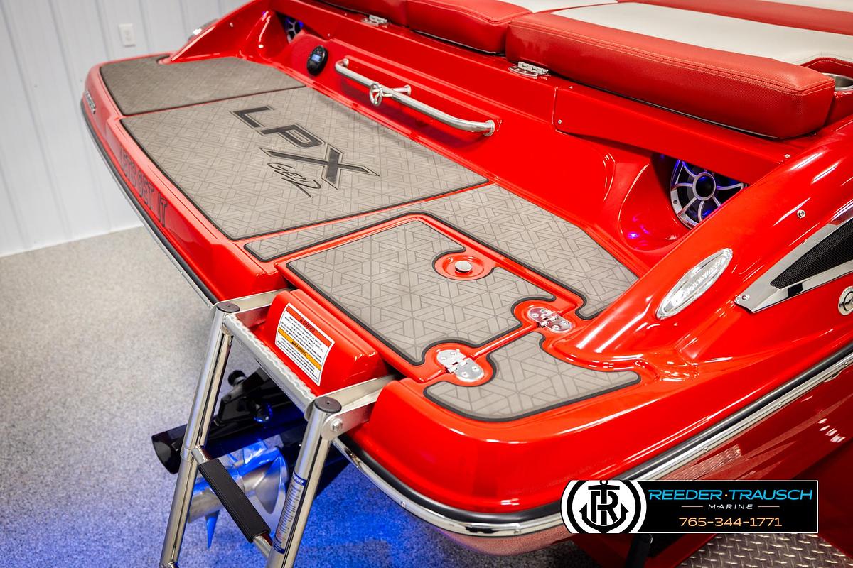 Used 2022 Crownline 220 LPX