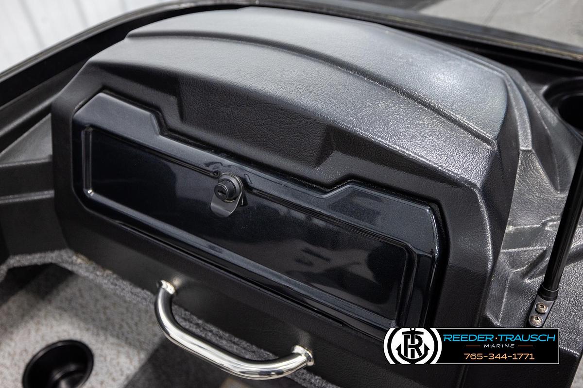 Used 2022 Crestliner 1850 FishHawk