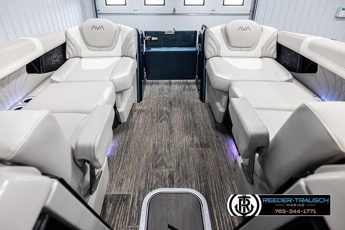 2025 Avalon Excalibur VRBW