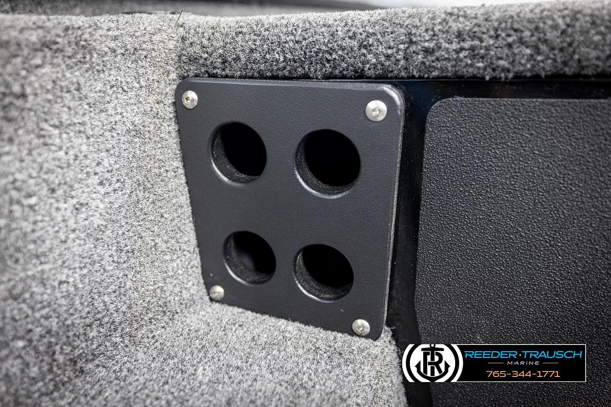 2025 Lund 1975 Renegade