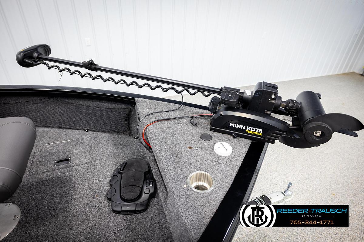 Used 2023 Crestliner 1750 FishHawk