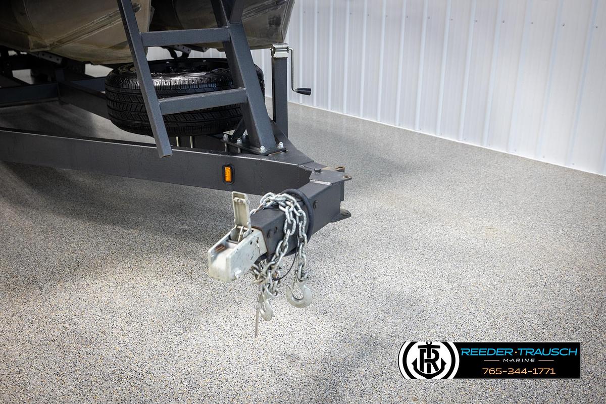 Used 2022 Avalon Catalina VRB