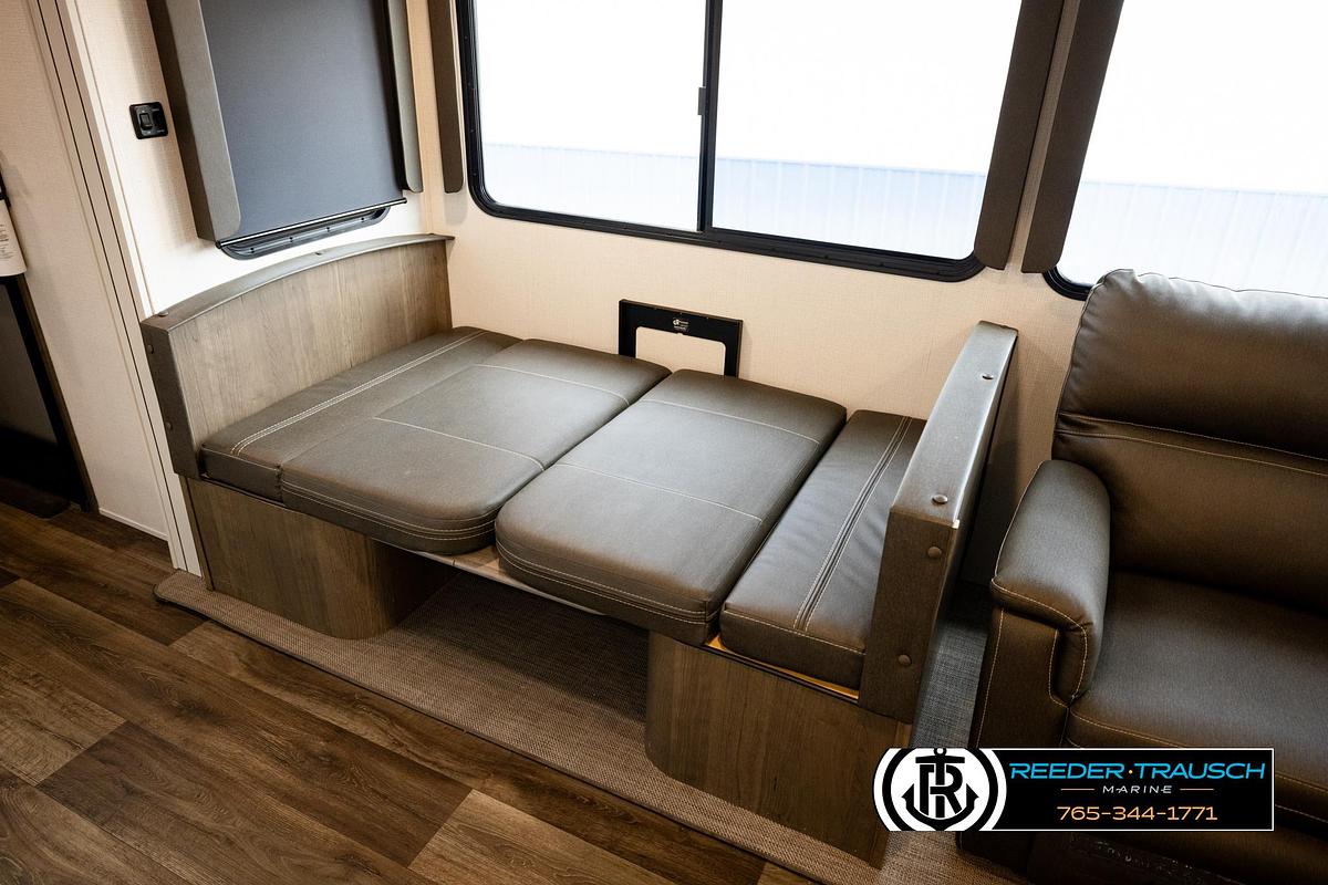 Used 2022 Keystone CG34TSB22