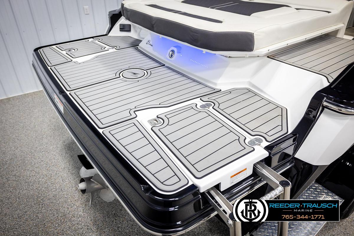 Used 2019 Monterey 238 SS