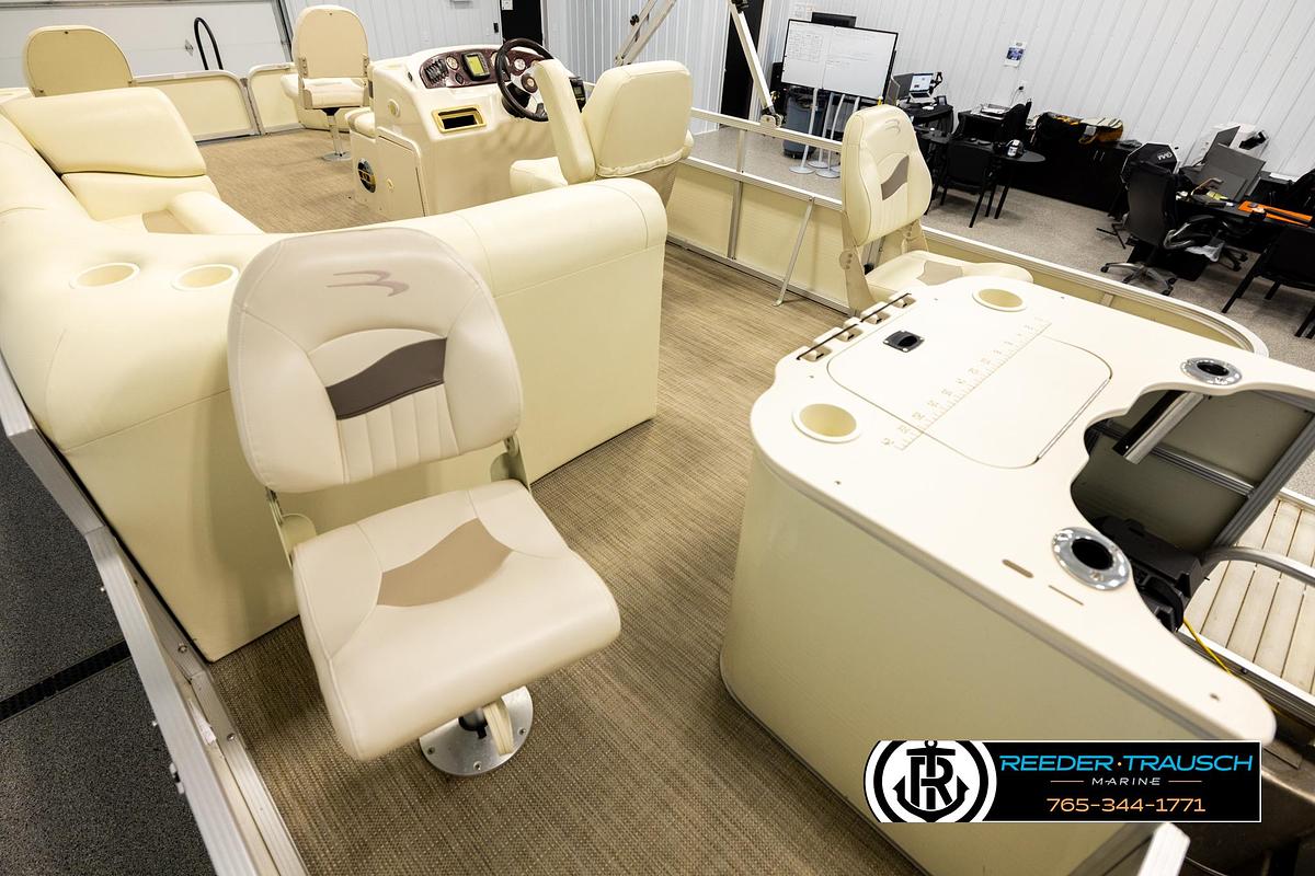 Used 2008 Bennington 2050 FSI