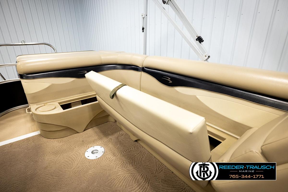 Used 2012 Bennington 22 SL