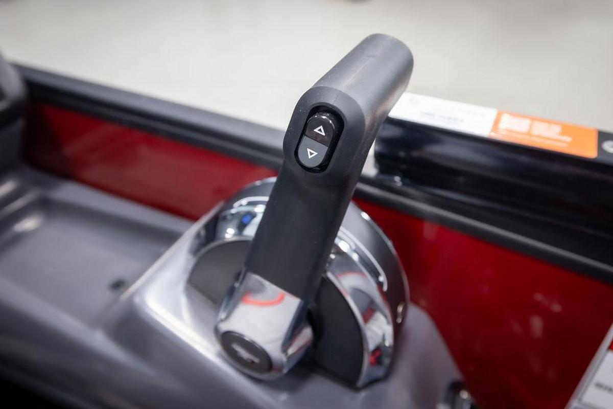 2025 Bennington 22 MSBSE