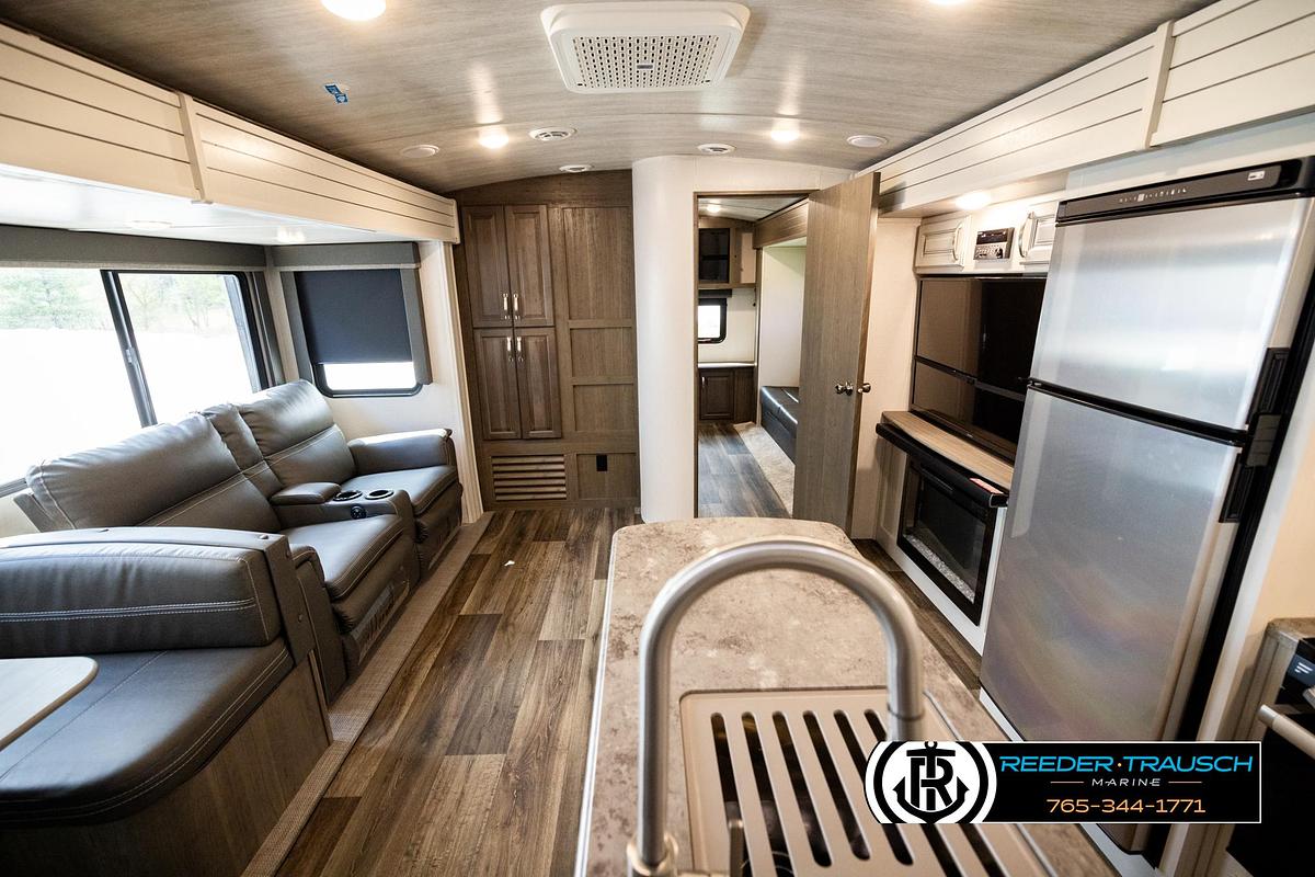 Used 2022 Keystone CG34TSB22