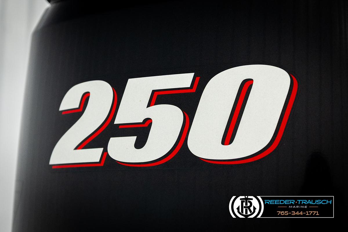 Used 2015 Bennington 2575 RCWL