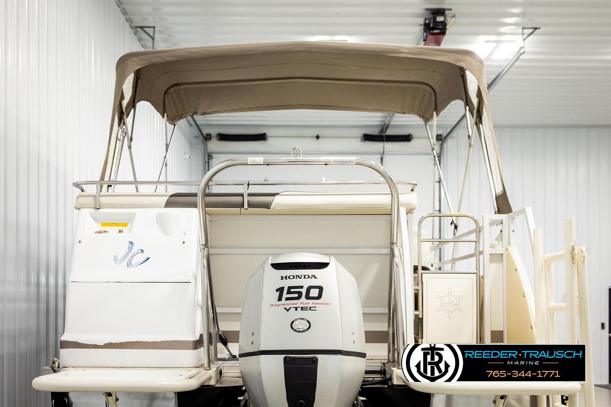 Used 2006 JC Suntoon 23TT