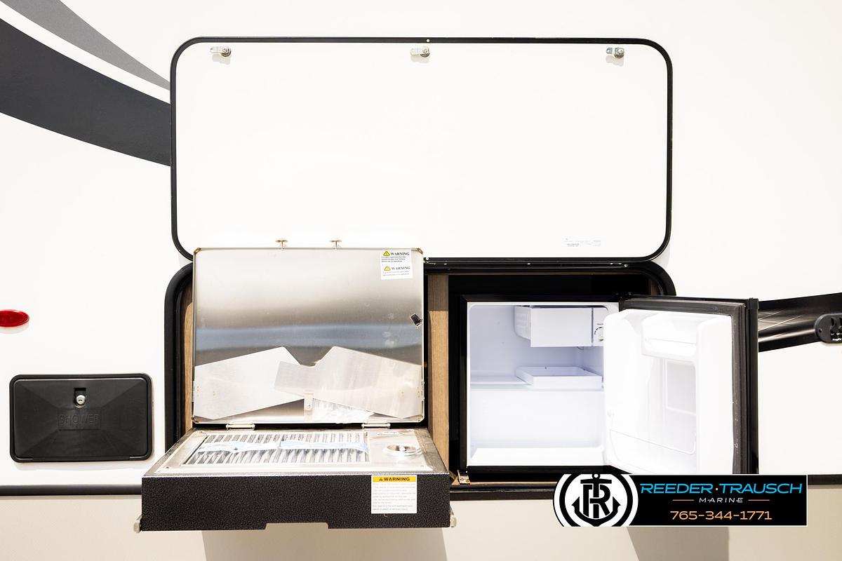 Used 2022 Keystone CG34TSB22