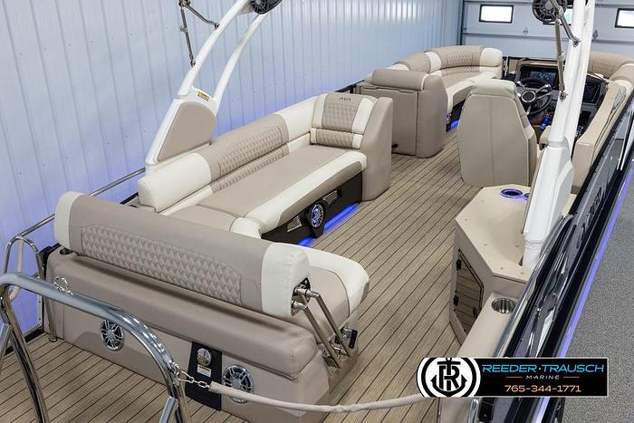 2025 Avalon Excalibur LTD CRB