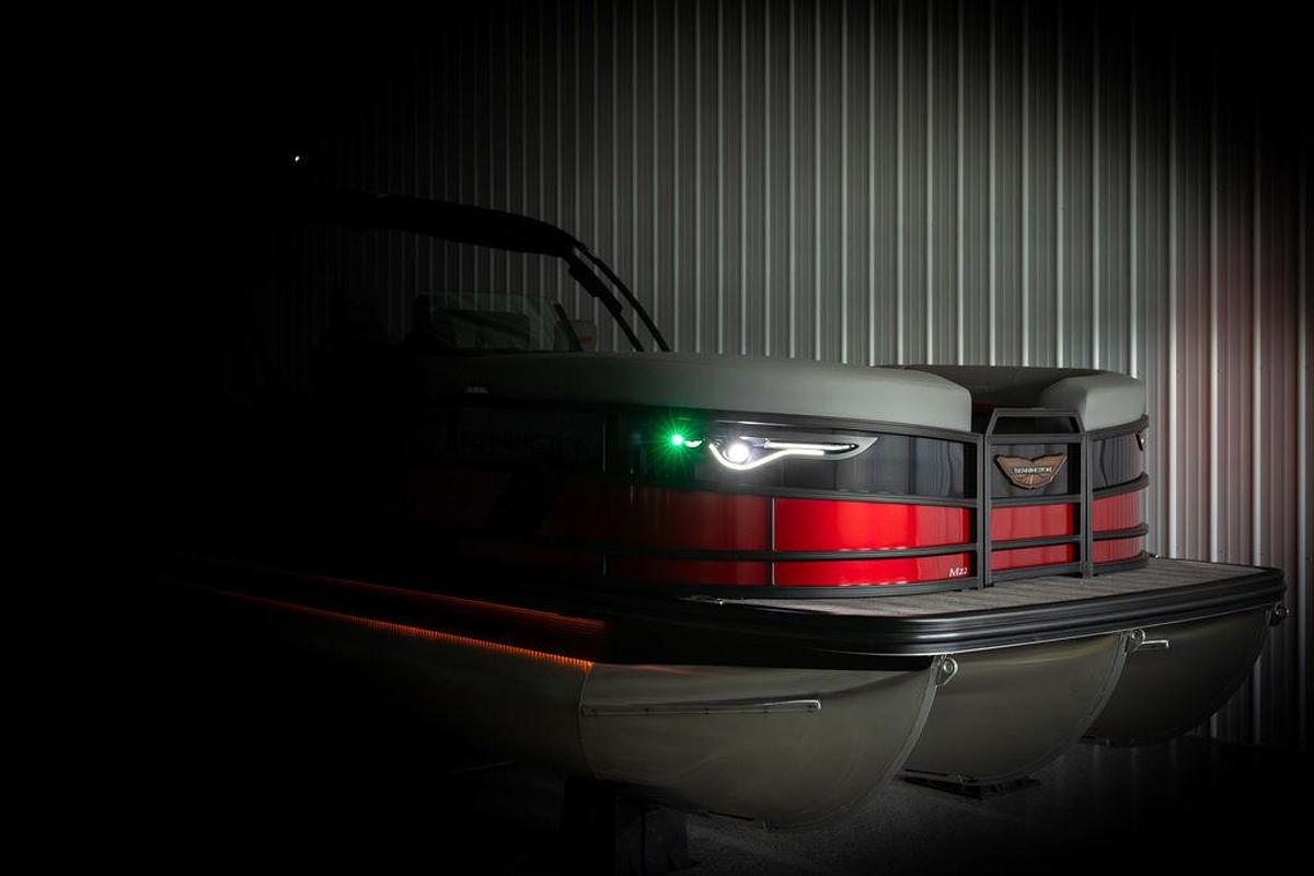 2025 Bennington 22 MSBSE