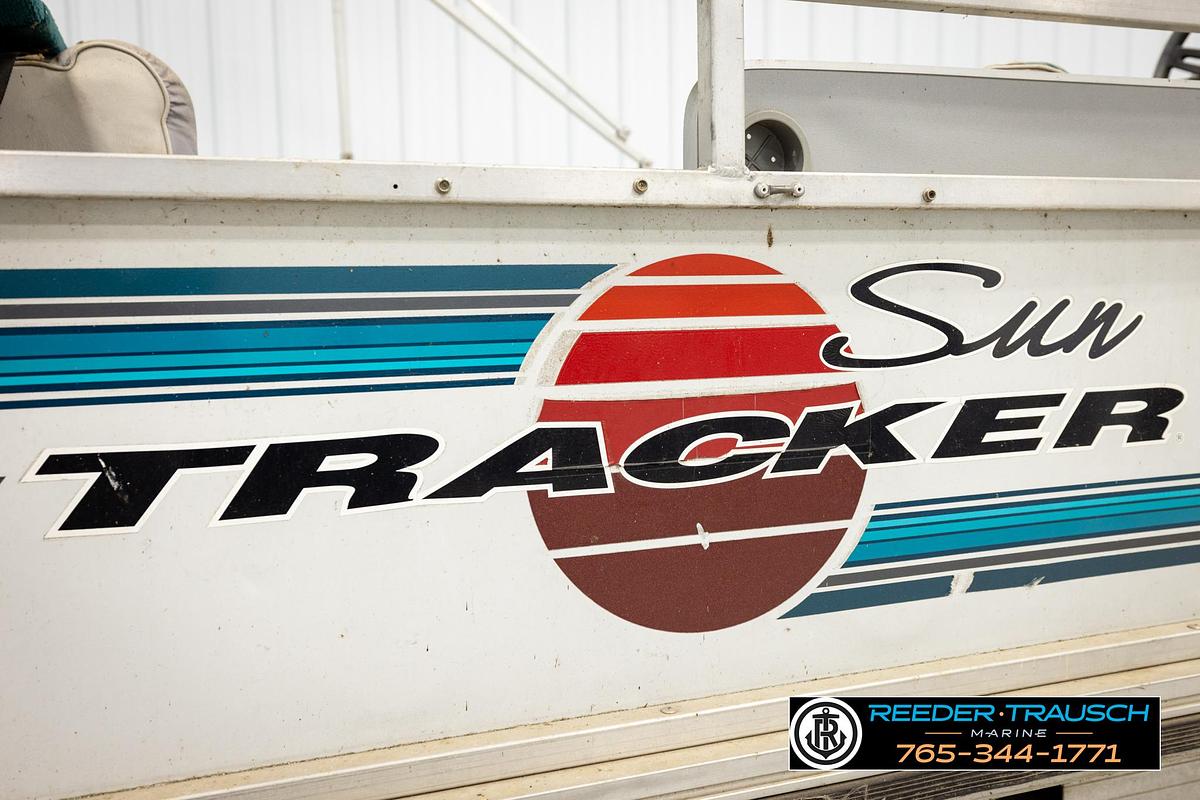 Used 1993 Sun Tracker Party Barge 24