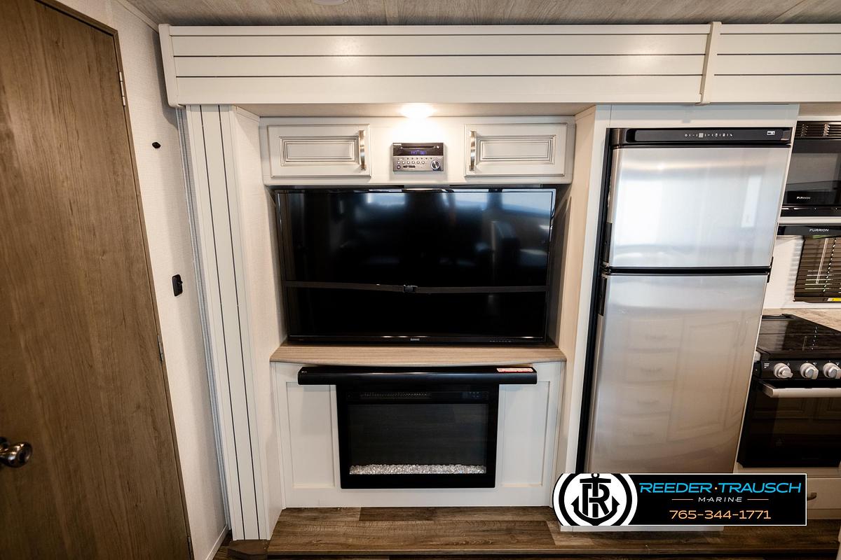 Used 2022 Keystone CG34TSB22