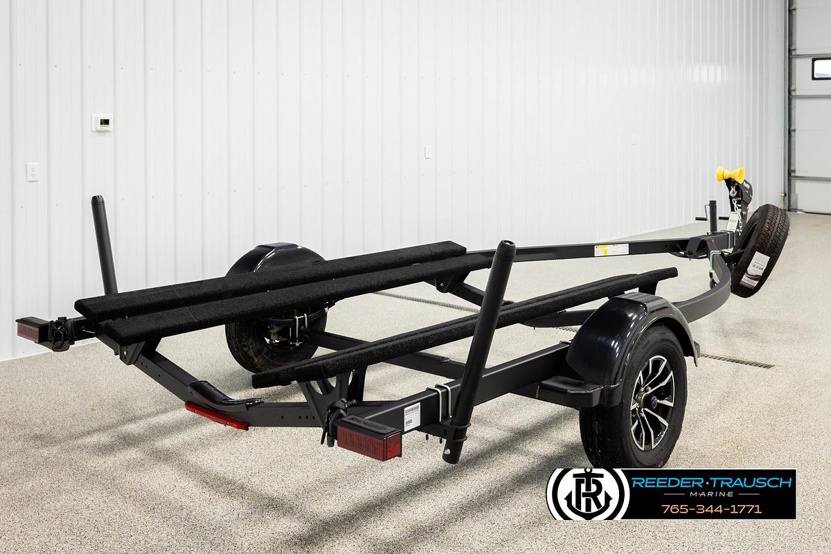 2025 Shore Land'r LUV30BELWSS8