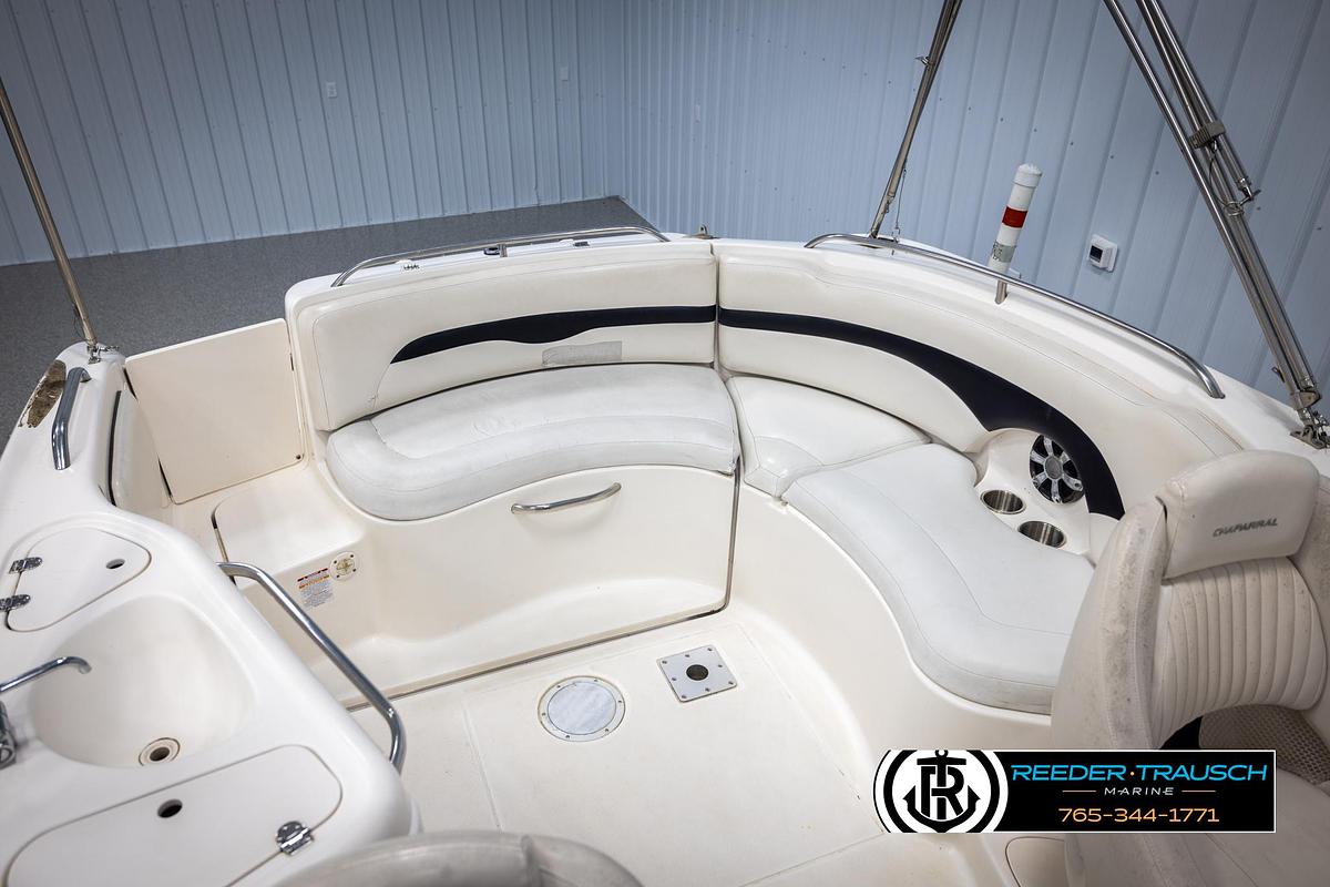 Used 2002 Chaparral 243 Sunesta