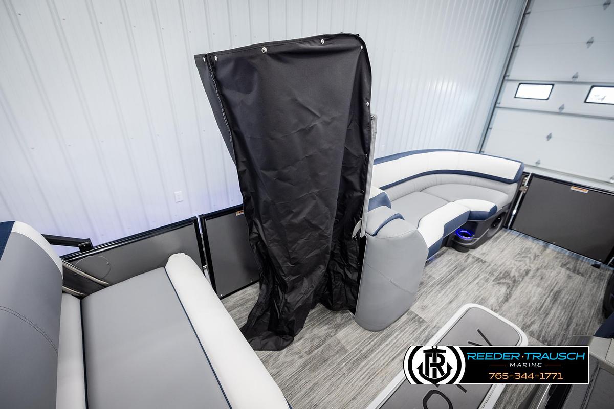 2025 Avalon Catalina Entertainer