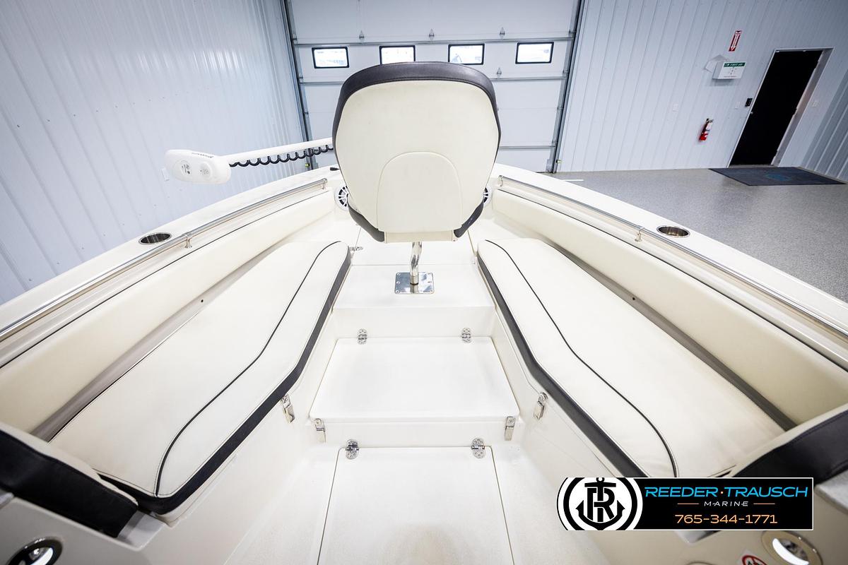 Used 2020 Stingray 236 CC