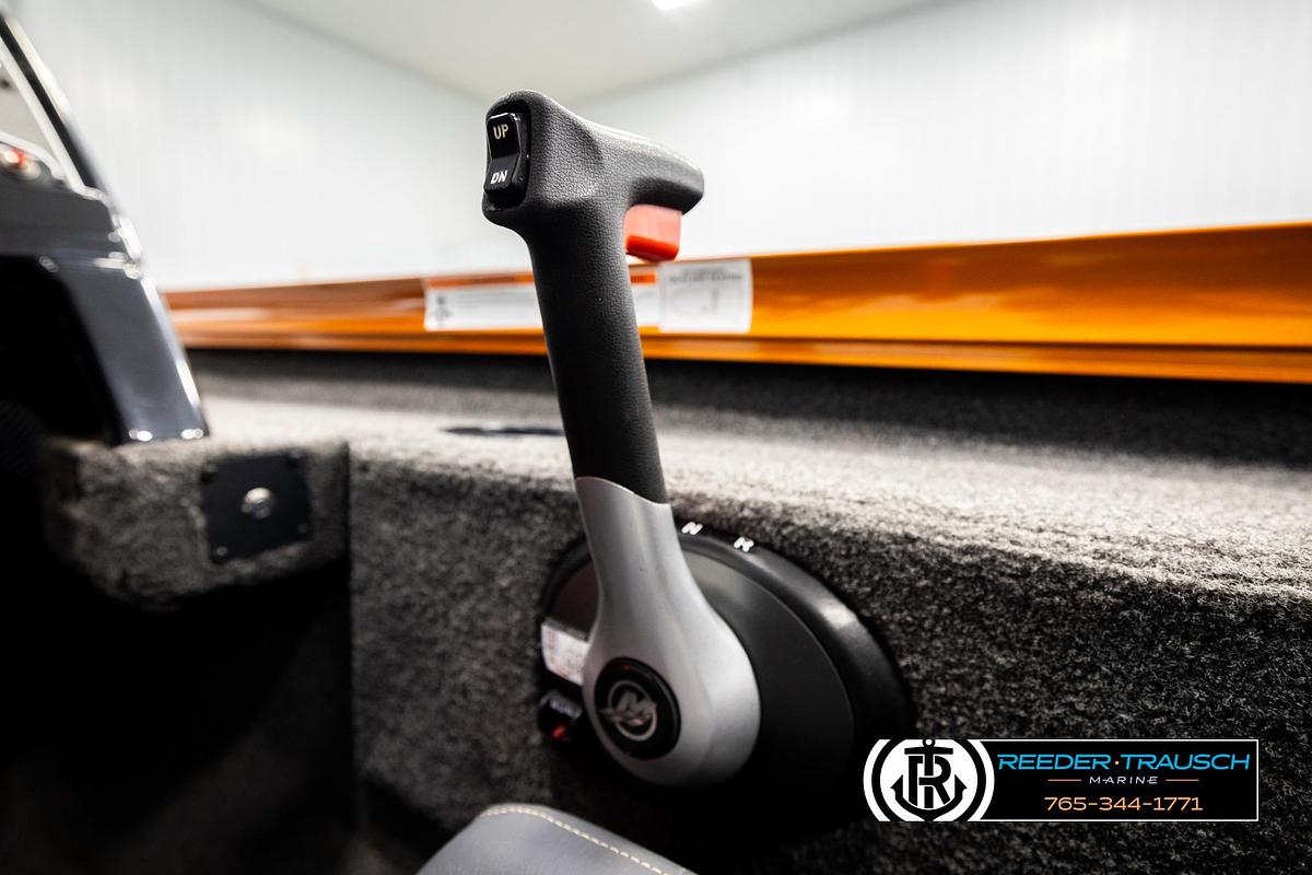 Used 2022 Lowe Stinger 178