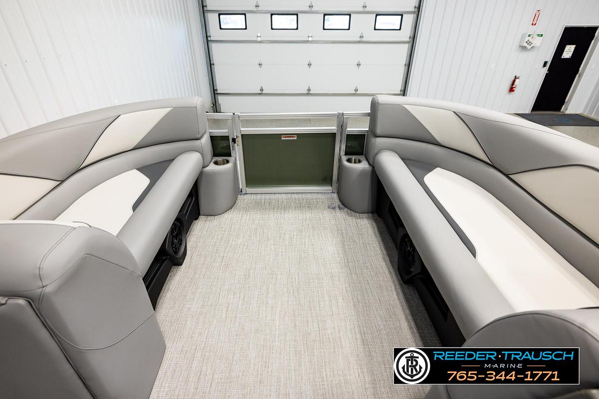 2026 Avalon VEN85 VRB