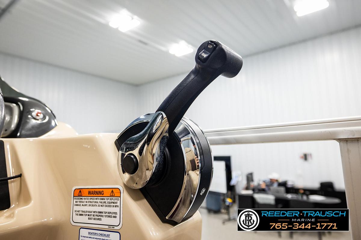 Used 2019 SunTracker 20 DLX