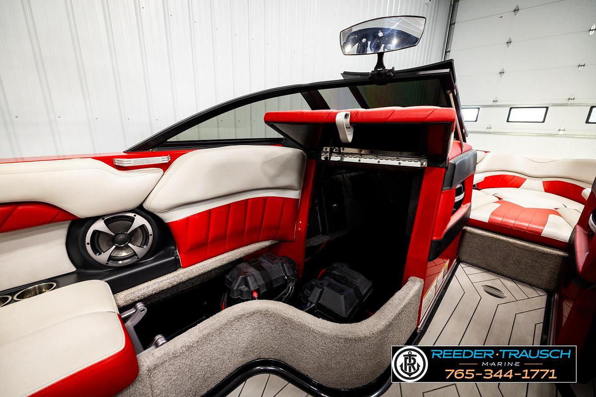Used 2017 Malibu Wakesetter 25 LSV